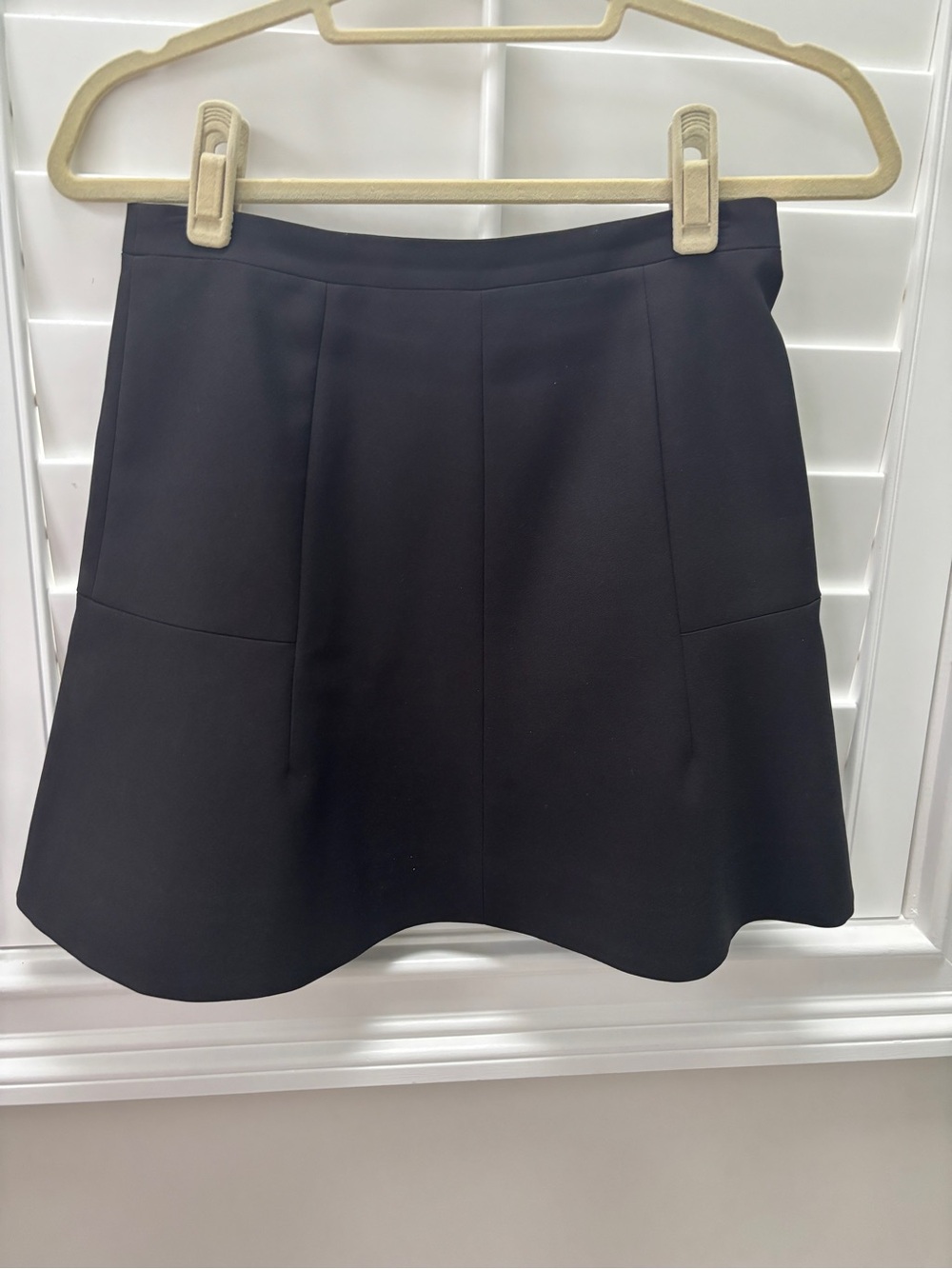 J. Crew Fluted skirt in double crepe / Size 0 / Black